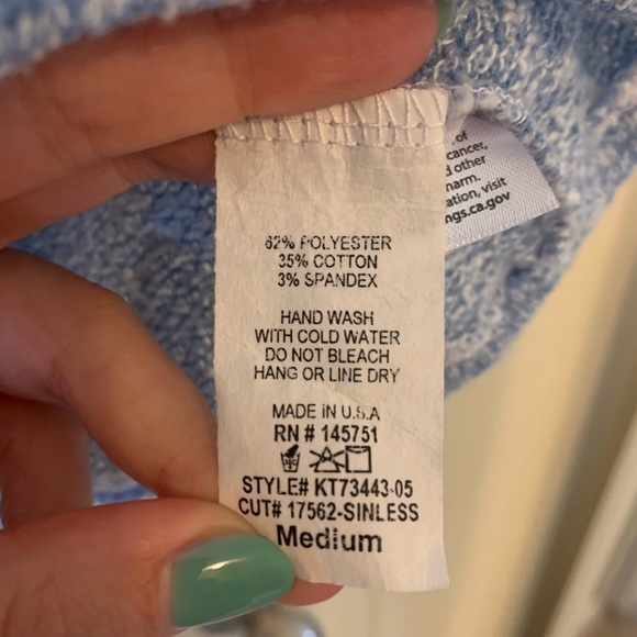 Cropped Light Blue Short Sleeve Shirt - Picture 3 of 5